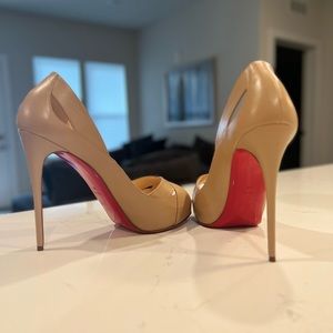 Christian Louboutin - Nude Peep Toe Platform Pumps